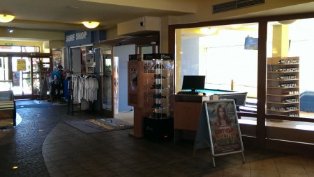 Surf Shop, Biliard, Bowling